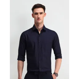 Arrow Men Manhattan Spread Collar Textured Cotton Slim Fit Formal Shirt-image-29