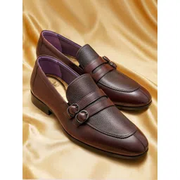 Arrow Men PERIL Textured Leather Formal Loafers With Buckle Detail-image-7