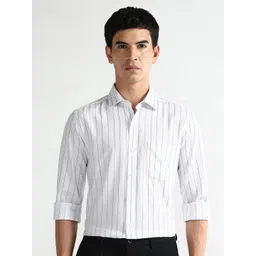 Arrow Men Slim Fit Vertical Striped Spread Collar Cotton Formal Shirt-picture-18
