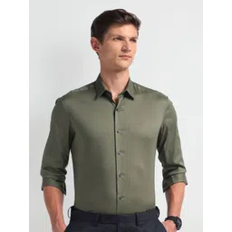 Arrow Men Solid Slim Fit Formal Shirt-picture-33