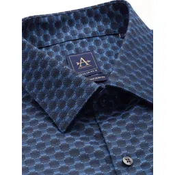 Arrow Pure Cotton Self Design Manhattan Slim Fit Textured Formal Shirt image 2