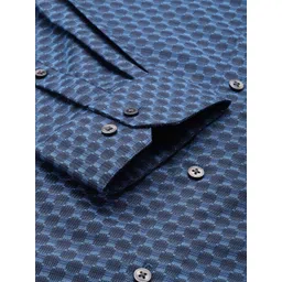 Arrow Pure Cotton Self Design Manhattan Slim Fit Textured Formal Shirt image 4