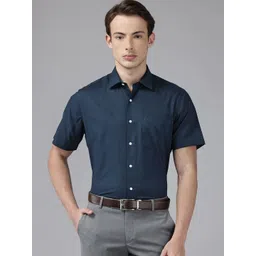 Arrow Slim Fit Cutaway Collar Classic Pure Cotton Formal Shirt-picture-22