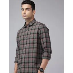 Arrow Sport Manhattan Slim Fit Checked Pure Cotton Casual Shirt-picture-39