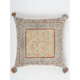 Art Avenue White & Cream-Coloured Abstract Square Cushion Covers-image-48