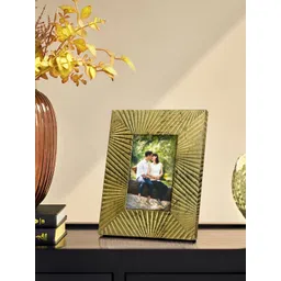 Art Street Gold-Toned 1 Pieces MDF Table Photo Frames-picture-37
