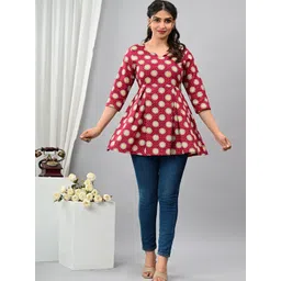 Arudhi Women Printed Sweetheart Neck Cotton Top-picture-21