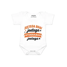 Arvesa Kids-Unisex White Cotton Rompers-picture-27