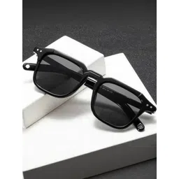 Arzonai Unisex Black Lens & Black Square Sunglasses with UV Protected Lens-picture-31