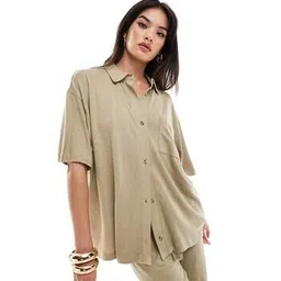 Women Heathered Regular Fit Shirt-image-4