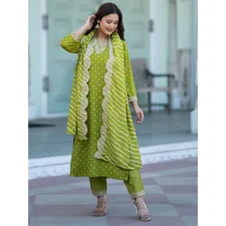 ASPORA Women Bandhani Printed Empire Thread Work Kurta with Trousers & With Dupatta-image-46