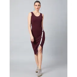 Athena Women Burgundy Solid Sheath Dress-picture-37