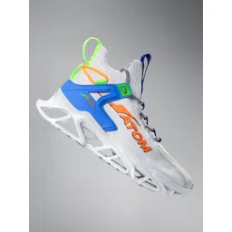 Atom Men Colourblocked Lace Up Sneakers-picture-34