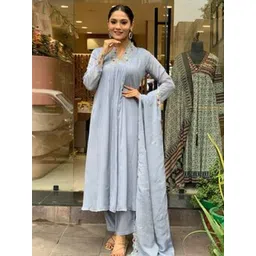 ATOXIC Women Turquoise Blue Viscose Rayon Kurta Sets-picture-13