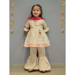 A.T.U.N. Girls Cream & Pink Linen Solid Kurta Set-picture-31