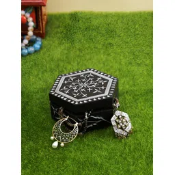 Aura Black & Grey Printed Regular Jewellery Organiser-picture-21