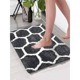 Aura Grey and White 1850 GSM Geometric Printed Rectangular Anti Skid Bath Rugs-picture-28