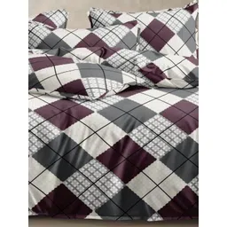 Aura Grey & White Printed Duvet Cover With 2 Pillow Covers image 2