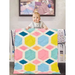 Aura Pink & White Geometric Microfiber Mild Winter 150 GSM Single Bed Comforter-picture-37