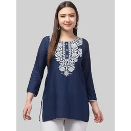 Aura Glam Ethnic Motifs Embroidered Thread Work Thread Work Kurti-picture-17