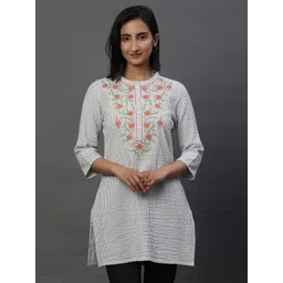 AURELIA Striped Mandarin Collar Thread Work Pure Cotton Kurti-picture-12