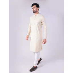 AURIK Men Kurta image 3