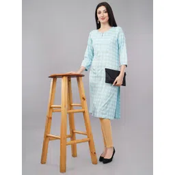 Avaasa Buy Shruthi Women Ethnic Motifs Printed Daily Straight Kurta-picture-21