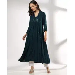 avaasa mix n' match Women Embellished Flared Kurta with Insert Pocket-picture-34