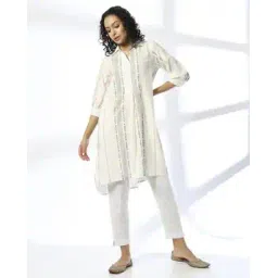 avaasa mix n' match Women Striped A-Line Kurta with Insert Pocket-picture-16
