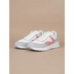 AVANT Women Mova Sneakers - White-picture-17