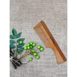 averX Set Of 4 Kacchi Neem Wood Comb-picture-26
