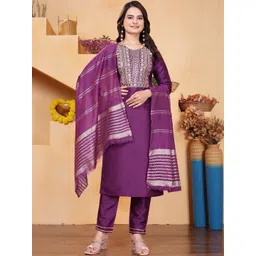 AVNISA ENTERPRISE Floral Yoke Design Thread Work Straight Kurta With Trousers & Dupatta-picture-31