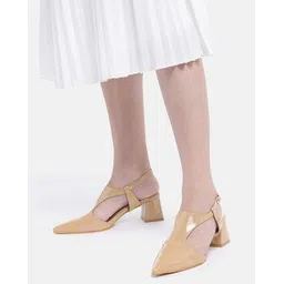 axium Women Pumps with Bow Accent-picture-13