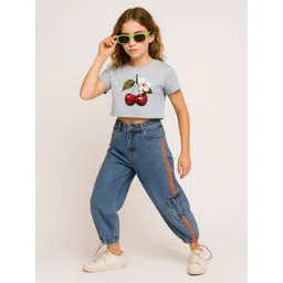 Baawri Girls Graphic Printed Crop Top-picture-31