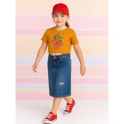 Baawri Girls Graphic Printed Round Neck Boxy Crop Top-picture-30