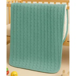 Babyhug Premium Cotton Knitted & Fur All Seasons Blanket - Mint Green-image-27