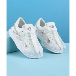 Babyoye Lace Ups Casual Shoes with Chain Applique - White-picture-12
