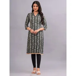 Bachuu Women Floral Printed Gotta Patti Pastels Kurta-picture-15