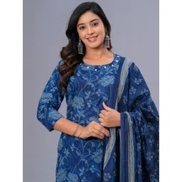 Bachuu Women Floral Printed Pure Cotton Kurta with Trouser & Dupatta image 2