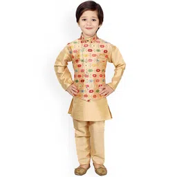 BAESD Boys Mandarin Collar Banarasi Silk Kurta With Pyjama & Waistcoat-picture-34