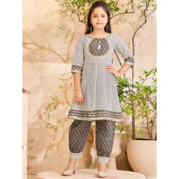 BAESD Girls Ethnic Motifs Embroidered Pure Cotton Kurta Set-picture-22