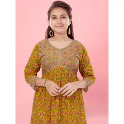 BAESD Girls Floral Printed V-Neck Lace Work Empire A-Line Kurta image 4