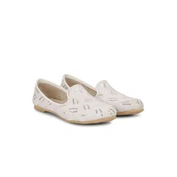 BAESD Men Embellished Textured Mojaris-picture-21