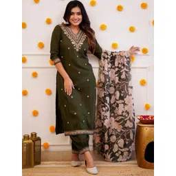 BAESD Women Floral Embroidered Regular Kurta with Trousers & With Dupatta-picture-34