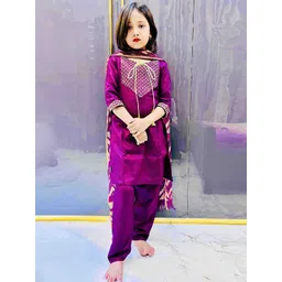 BARKAT DESIGNING PLANET Girls Ethnic Motifs Gotta Patti Kurta with Trousers & Dupatta-picture-42