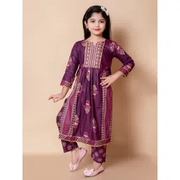 BARKAT DESIGNING PLANET Girls Printed Calf Length Kurta Set-picture-13