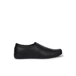 Bata Men's Black Casual Loafers image 1