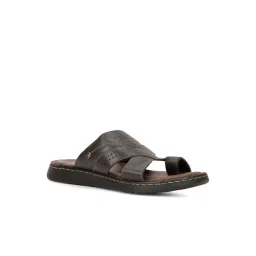 Bata Men's Brown Toe Ring Sandals image 1