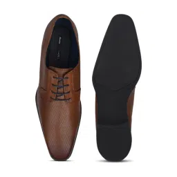 Bata Men's Tan Derby Shoes image 2