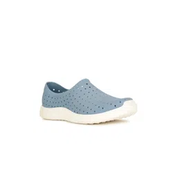 Bata Women Textured Comfort Insole Contrast Sole Slip-On Sneakers-picture-10